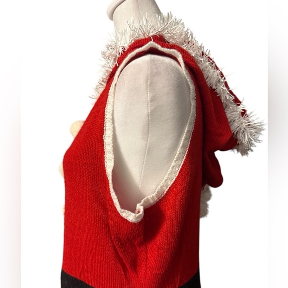 No Boundaries Juniors sleeveless Christmas dress with hood & pockets Juniors XL - Picture 3 of 10